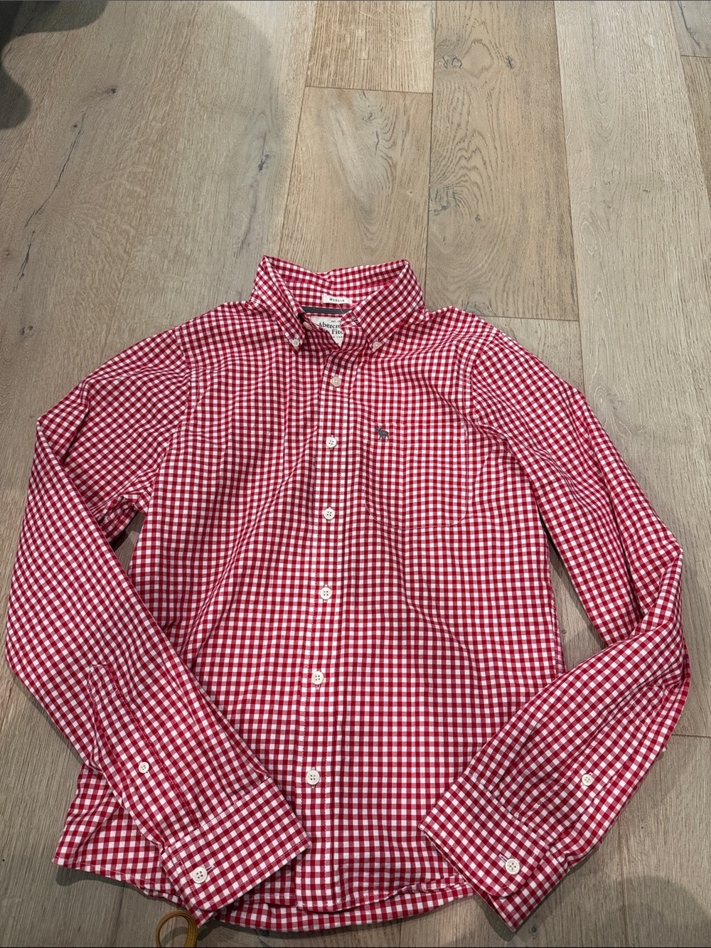 Men's Red Gingham muscle Button-Down Shirt - size medium.